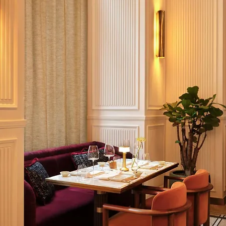 The St. Regis 5*